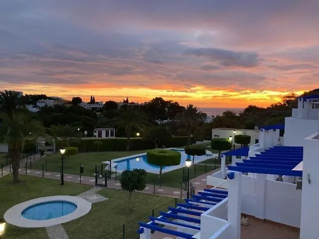 2 Bedroom Apartment With Sea Views موخاكار