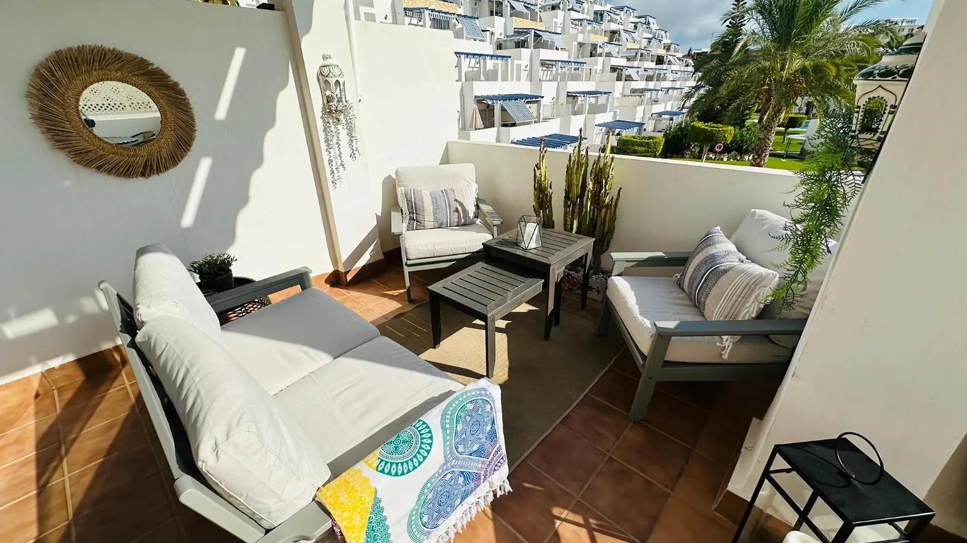 2 Bedroom Apartment With Sea Views Mojacar